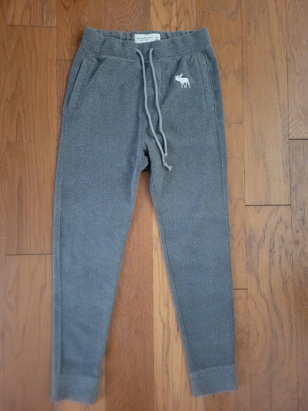 Abercrombie & Fitch Herringbone Gray Drawstring Joggers